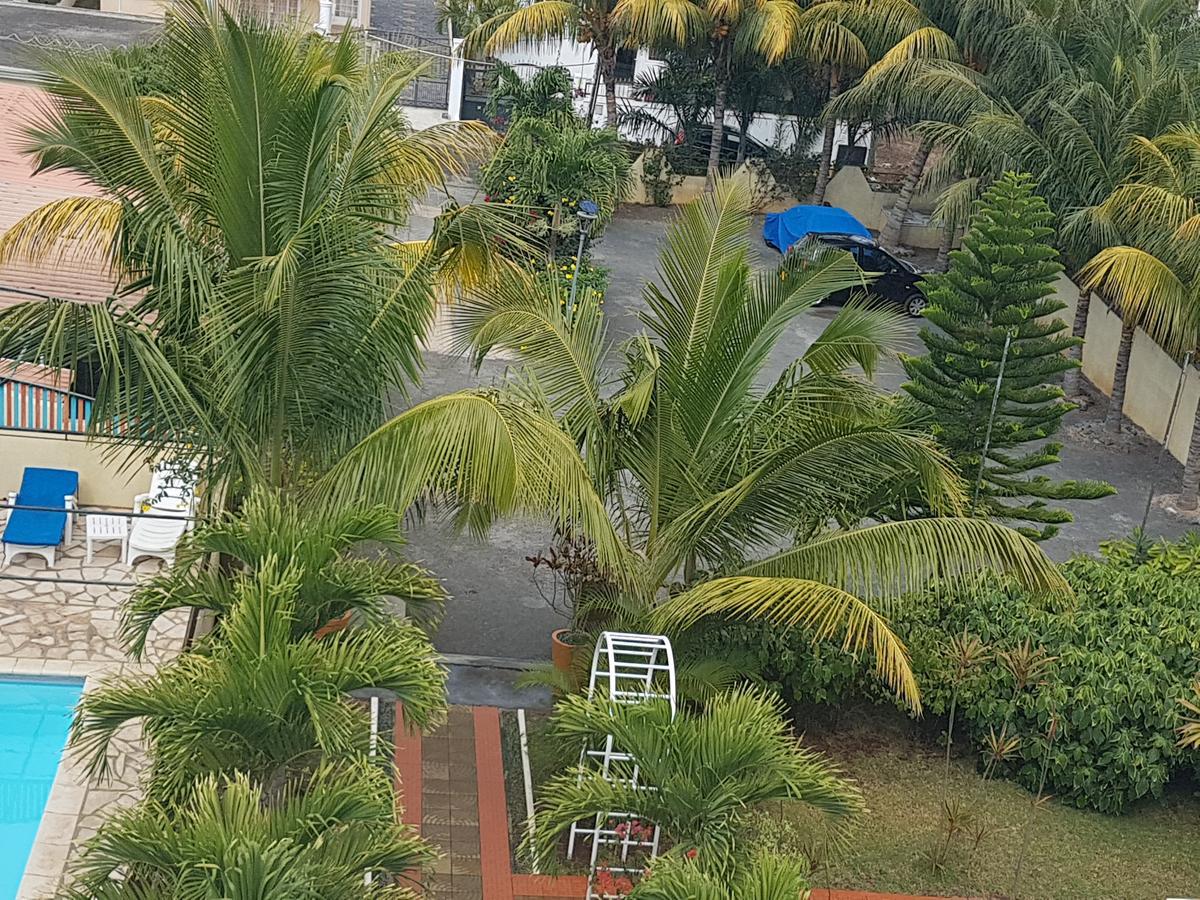 West Coast View Studios & Appartment Flic en Flac Bagian luar foto