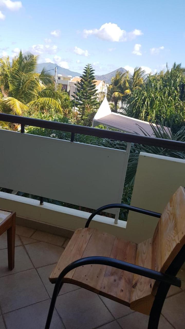 West Coast View Studios & Appartment Flic en Flac Bagian luar foto