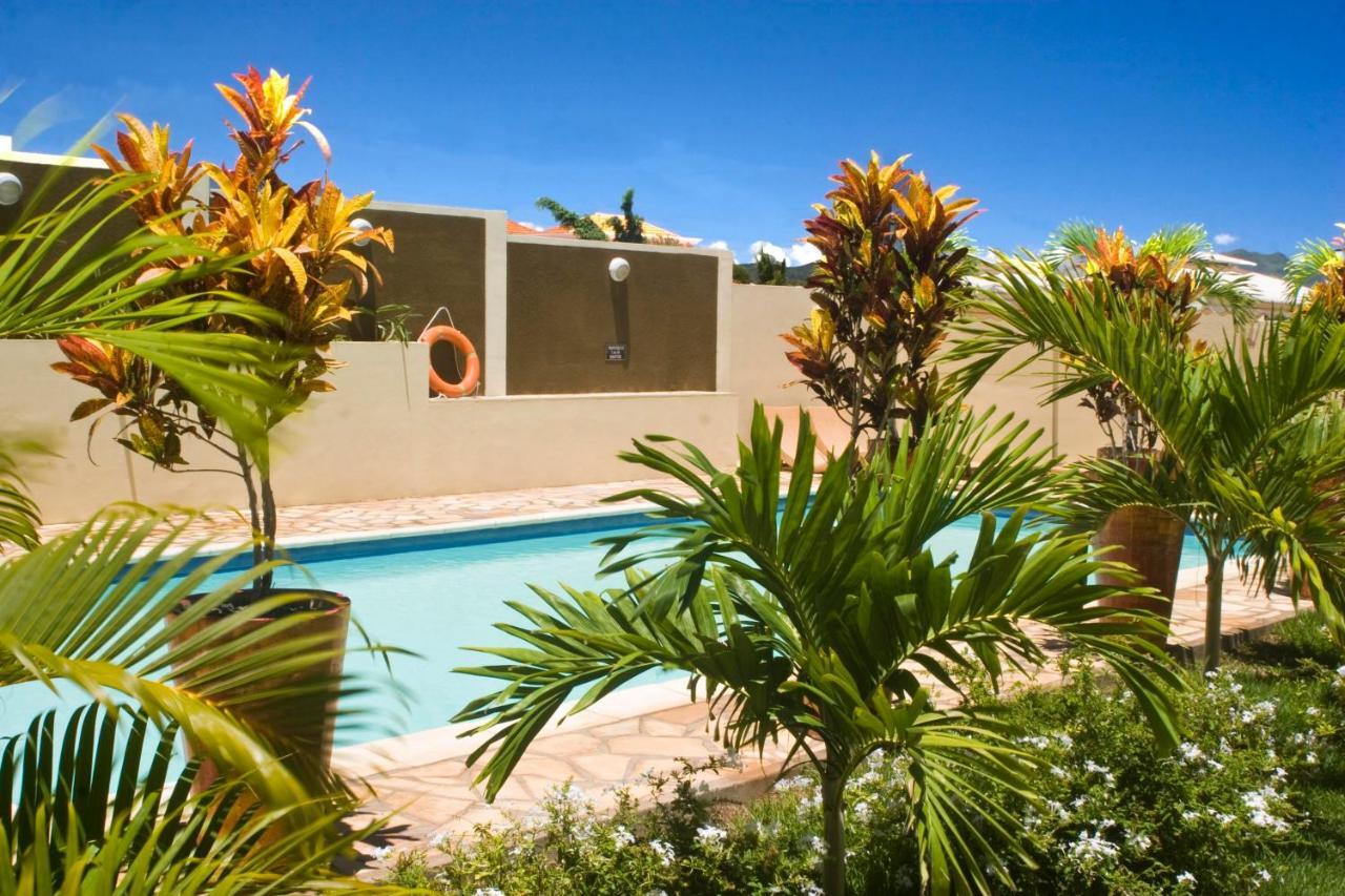 West Coast View Studios & Appartment Flic en Flac Bagian luar foto